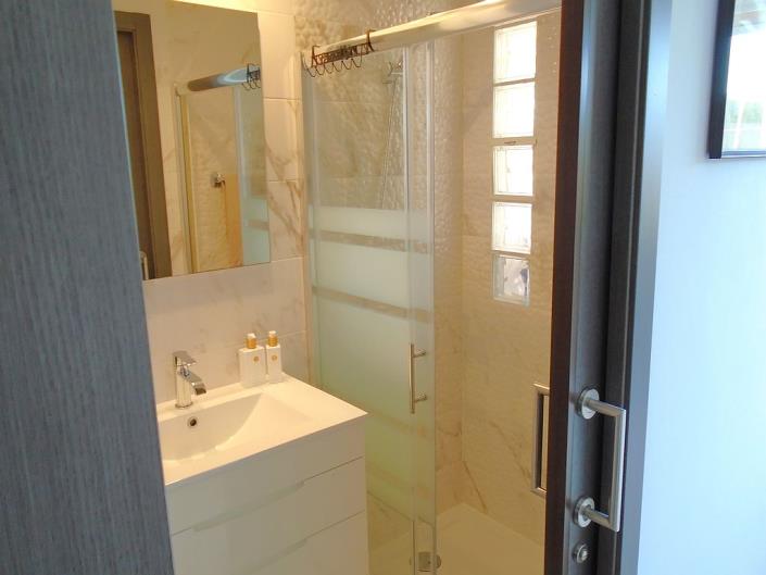 Image No.22-2 Bed Apartment for sale