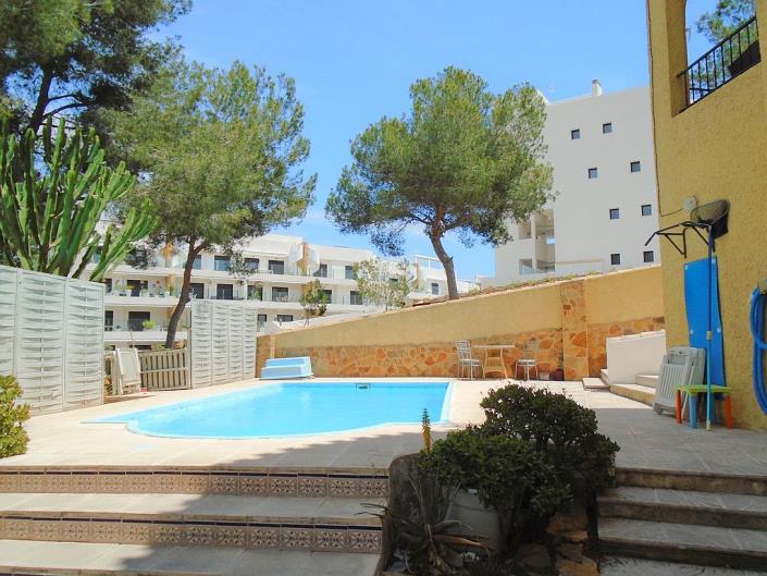 Image No.3-6 Bed Villa / Detached for sale