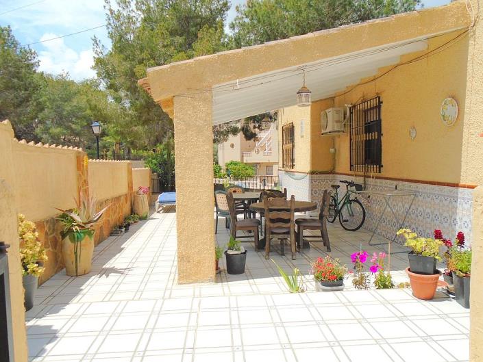 Image No.9-6 Bed Villa / Detached for sale