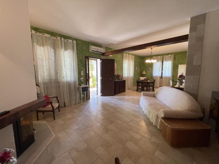 Image No.42-8 Bed Villa for sale