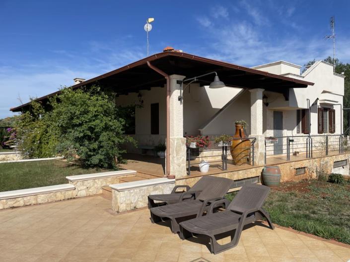 Image No.51-8 Bed Villa for sale