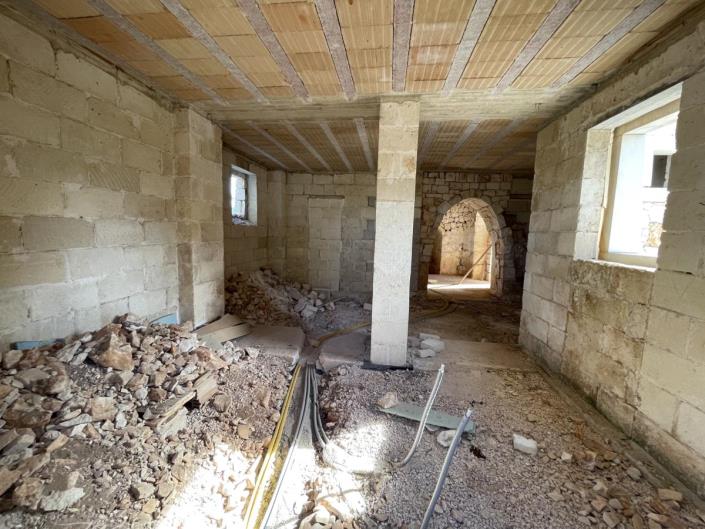 Image No.14-3 Bed Country House for sale