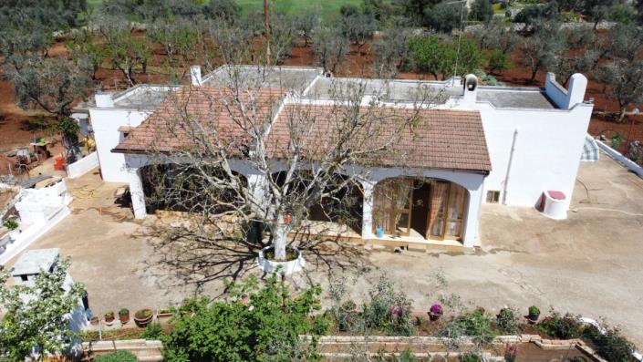 Image No.2-2 Bed Country House for sale