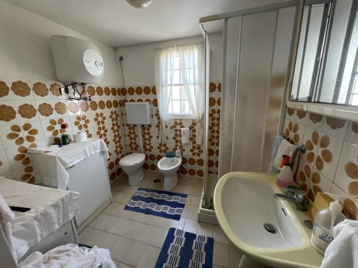 Image No.37-2 Bed Country House for sale