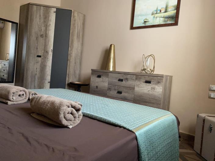 Image No.40-2 Bed Villa for sale