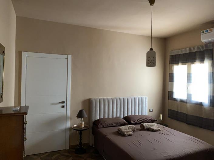 Image No.45-2 Bed Villa for sale