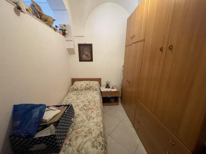 Image No.28-2 Bed Apartment for sale