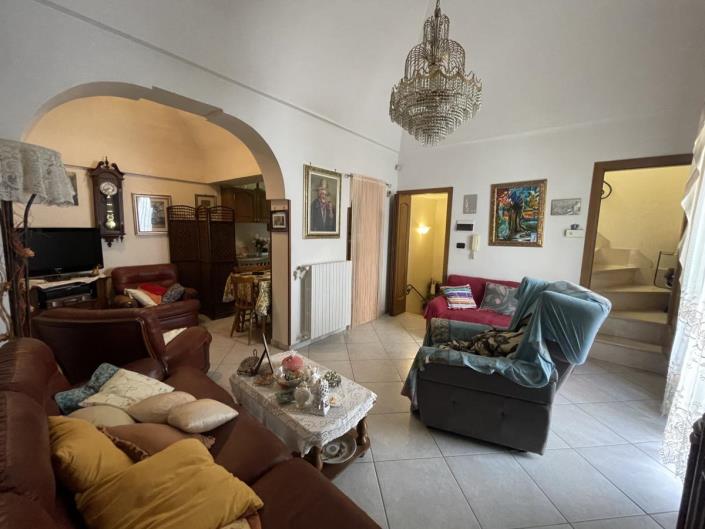 Image No.19-2 Bed Apartment for sale