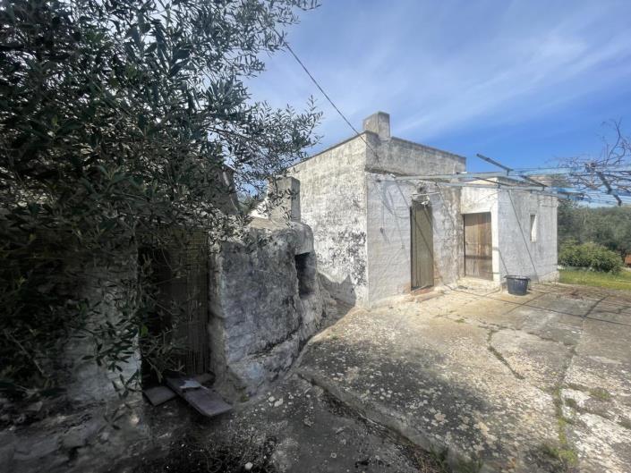 Image No.4-2 Bed Villa for sale