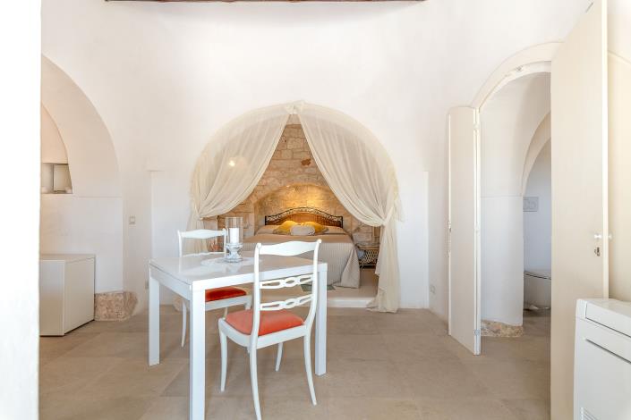 Image No.46-4 Bed Trullo for sale