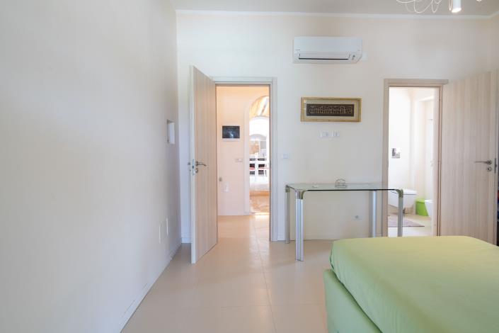 Image No.56-4 Bed Trullo for sale