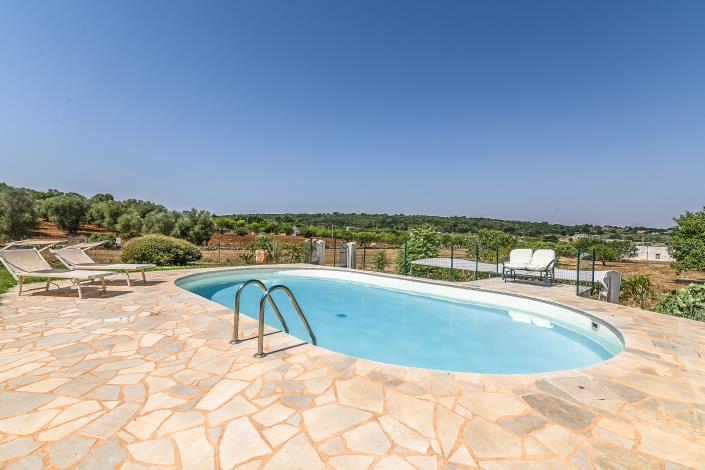 Image No.58-4 Bed Trullo for sale