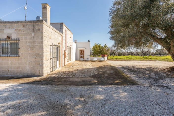 Image No.9-2 Bed Villa for sale