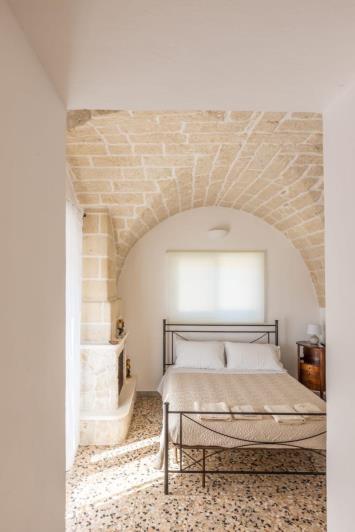 Image No.12-2 Bed Villa for sale