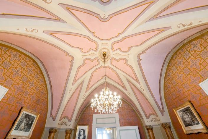 Image No.21-4 Bed House for sale