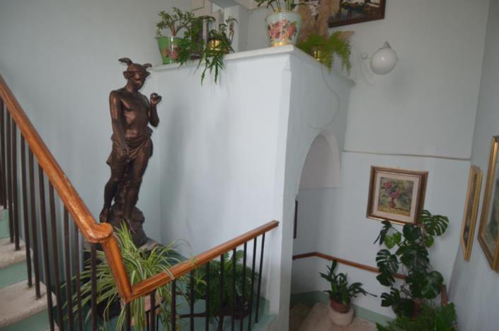 Image No.50-4 Bed House for sale