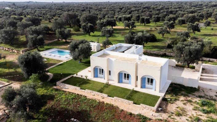 Image No.3-3 Bed Villa for sale