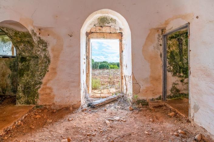 Image No.27-2 Bed Trullo for sale