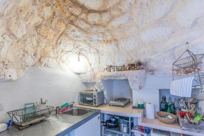 Image No.21-2 Bed Trullo for sale