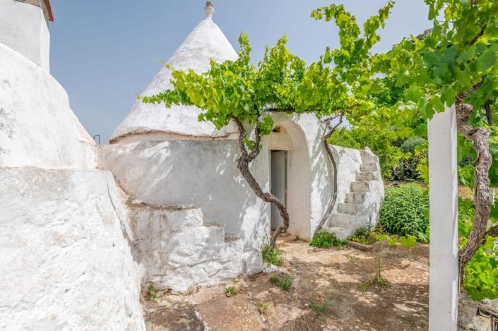 Image No.34-2 Bed Trullo for sale
