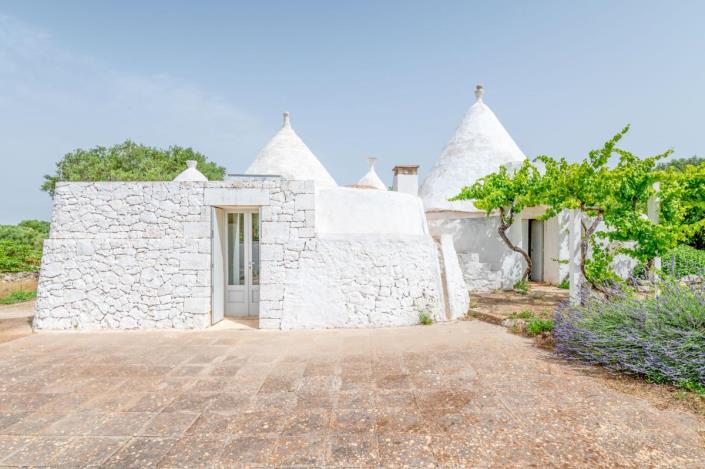 Image No.36-2 Bed Trullo for sale