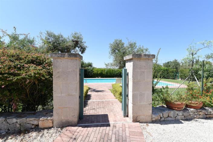 Image No.25-8 Bed Villa for sale