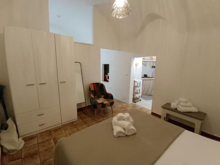 Image No.9-1 Bed Apartment for sale