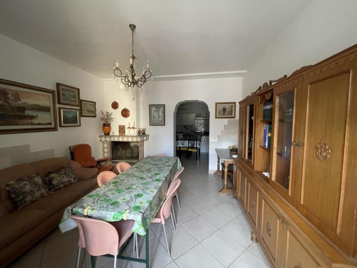 Image No.25-3 Bed Villa for sale