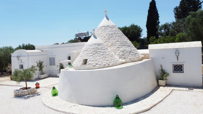Image No.16-3 Bed Trullo for sale