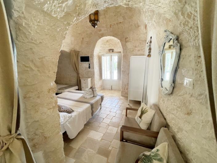 Image No.23-3 Bed Trullo for sale