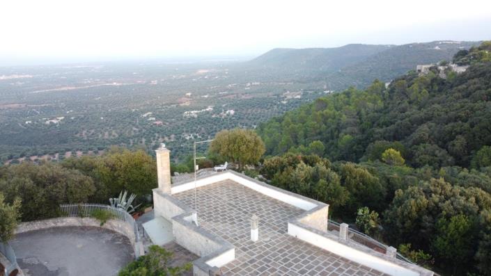 Image No.15-3 Bed Villa for sale