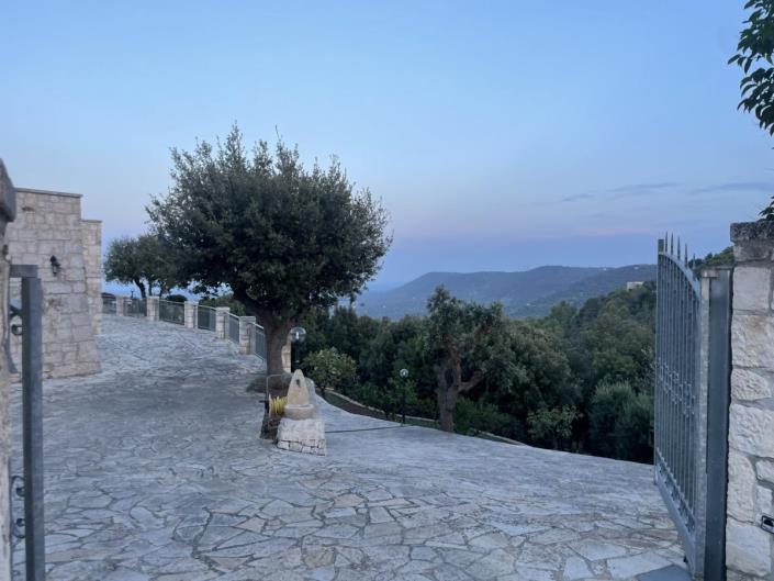 Image No.18-3 Bed Villa for sale