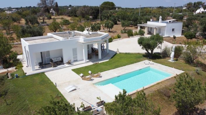 Image No.1-2 Bed Villa for sale