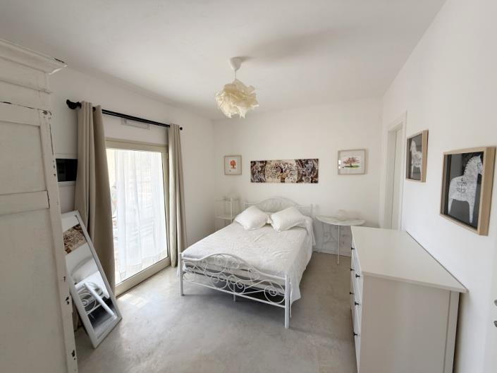 Image No.30-2 Bed Villa for sale