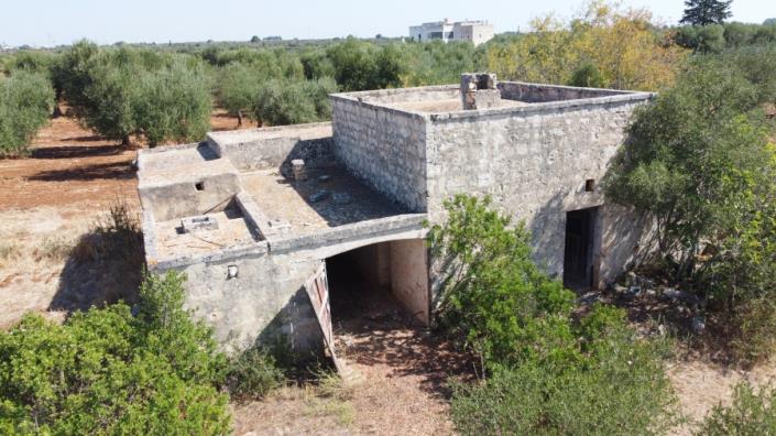 Image No.12-3 Bed Country House for sale