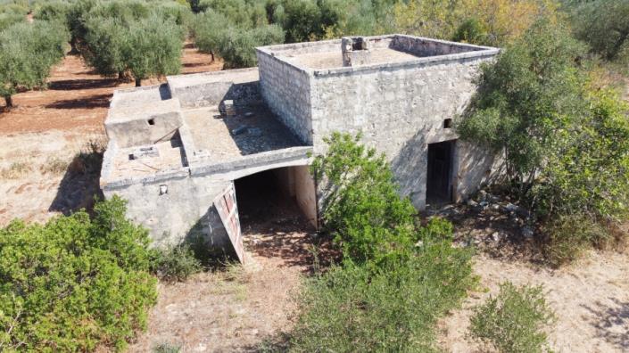 Image No.18-3 Bed Country House for sale