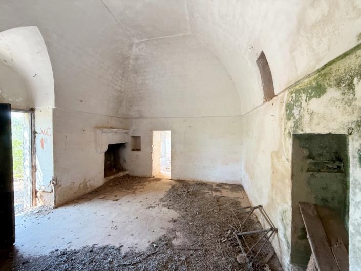 Image No.26-3 Bed Country House for sale