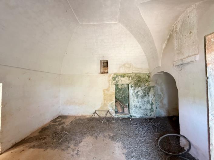 Image No.28-3 Bed Country House for sale