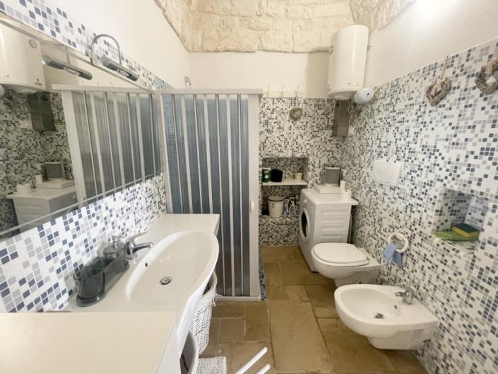 Image No.5-1 Bed Townhouse for sale