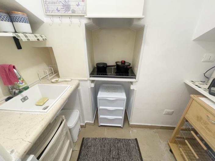 Image No.13-1 Bed Townhouse for sale