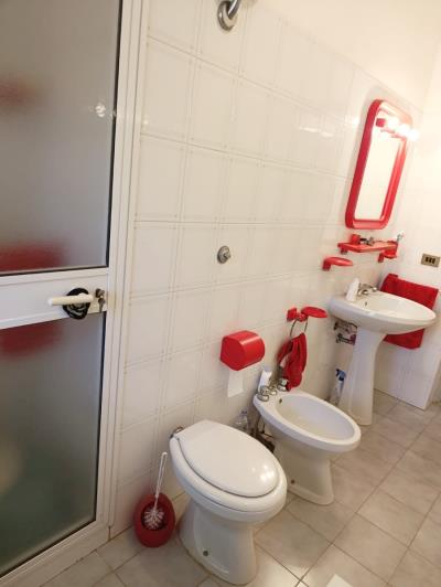 Image No.40-2 Bed Villa for sale