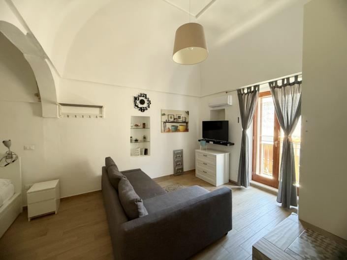 Image No.21-3 Bed Apartment for sale