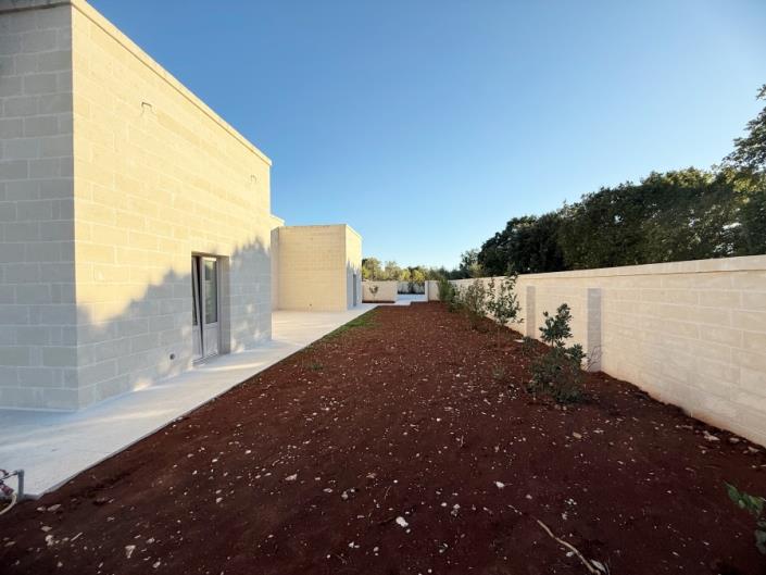 Image No.4-5 Bed House/Villa for sale