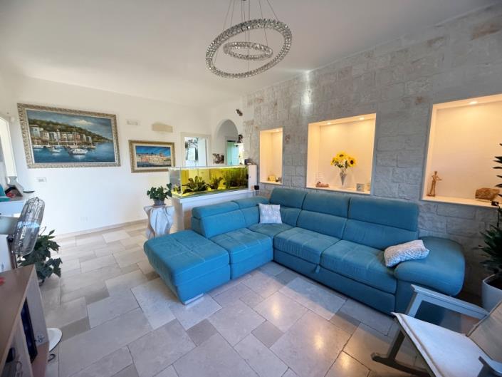 Image No.10-3 Bed House/Villa for sale