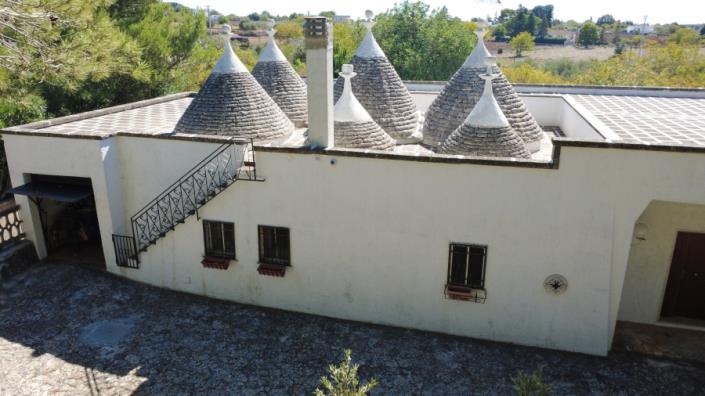 Image No.3-3 Bed Trullo for sale