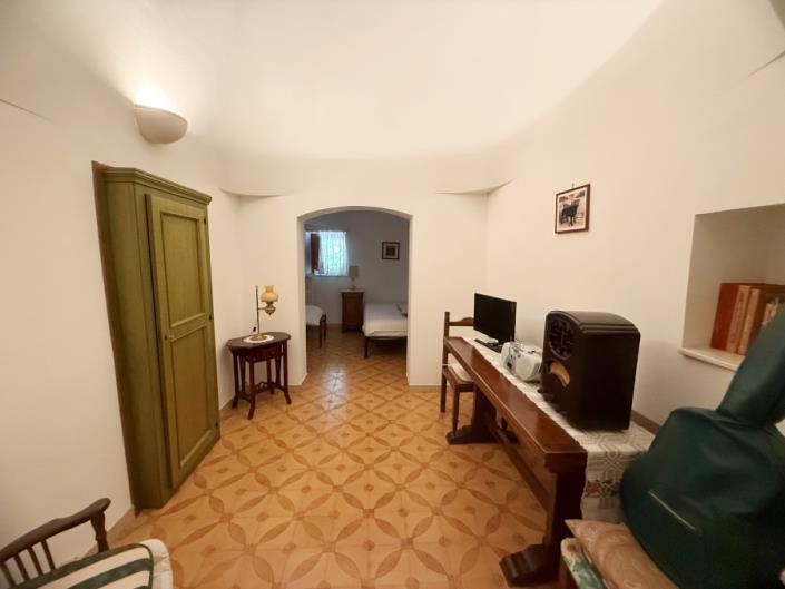 Image No.21-3 Bed Trullo for sale