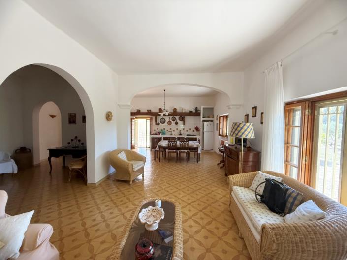 Image No.13-3 Bed Trullo for sale