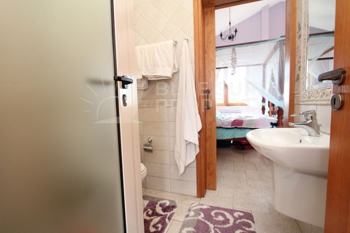 Image No.18-6 Bed Villa for sale