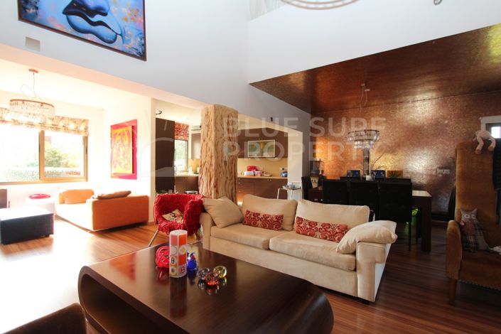 Image No.2-2 Bed Villa for sale