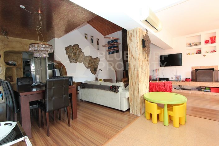 Image No.6-2 Bed Villa for sale